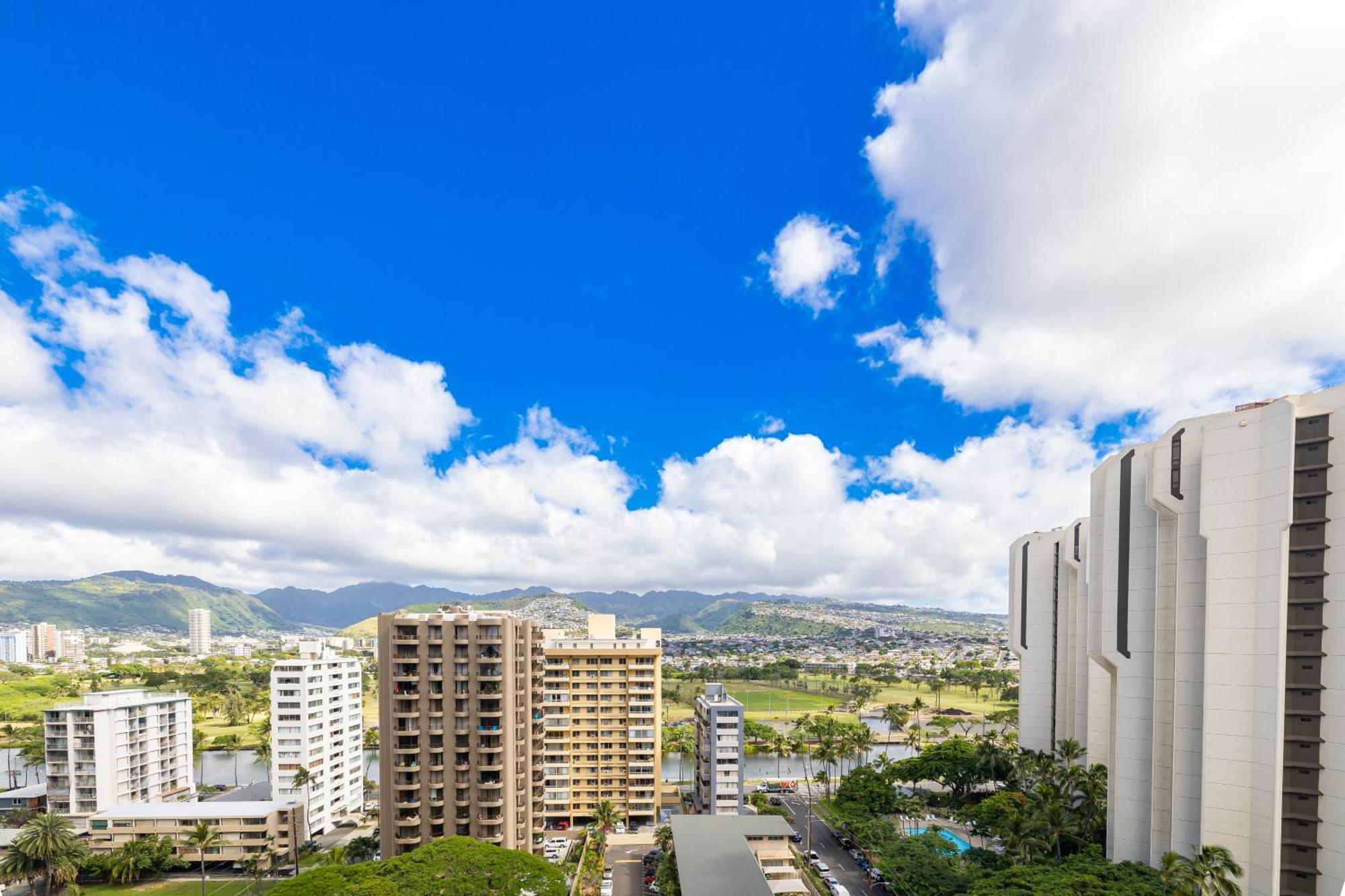 Mountain View Getaway, Free Parking And Beach Steps Away Honolulu Exterior foto